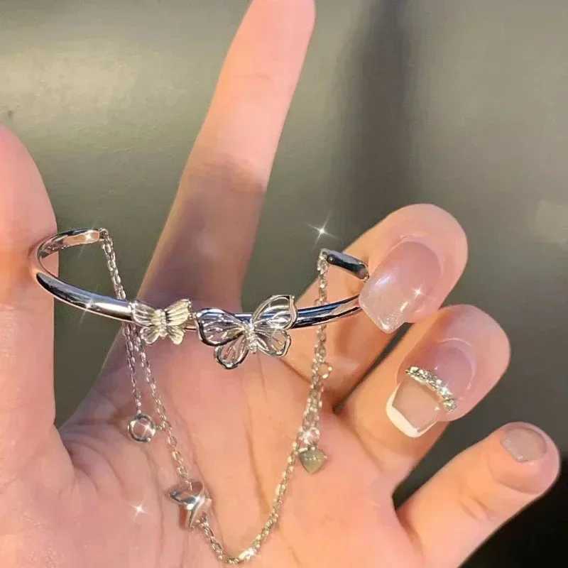 Sweet Tassel Butterfly Woman Bracelet Heart Double Layer Luxury Charm Bracelet Aesthetic Accessories 2024 NewC250410