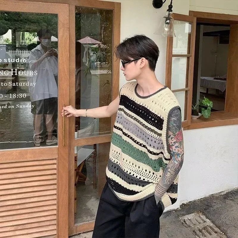 Knitted Sweaters for Men Waistcoat Mesh Striped Sleeveless Man Clothes Vest Green Maletry Warm Overfit Spring Autumn In Fun 251104