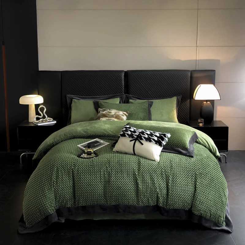 4Pcs Winter Thickened Milk Velvet Jacquard Bedding Set Queen King Size Fluffy Duvet Cover Set Flat/Fitted Bed Sheet cases H251111