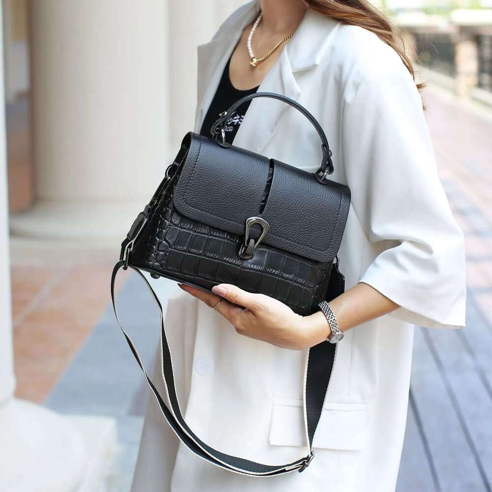 Women's Fashion One Shoulder Bag High Quality New Versatile Fenuine Cow Leather Leisure Crossbody Handbag Casual Tote