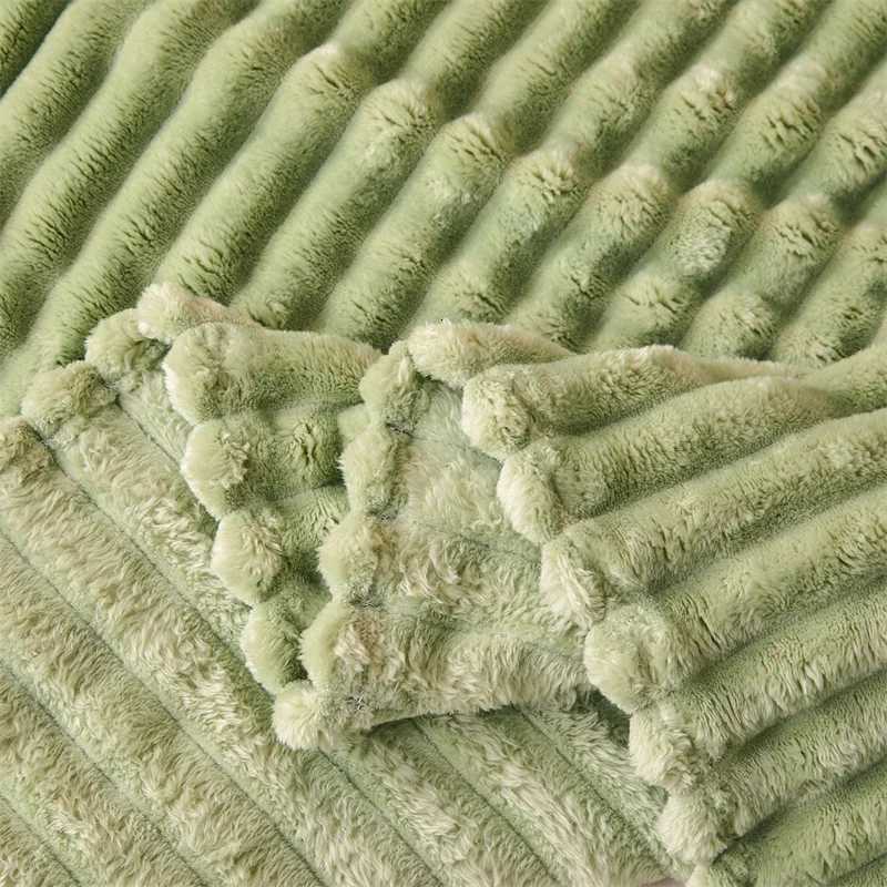 Light Luxury Solid Color Multifunctional Rabbit Velvet Blanket Winter Thick Warm Flannel Used for Bedroom Living Room Blanket C251111