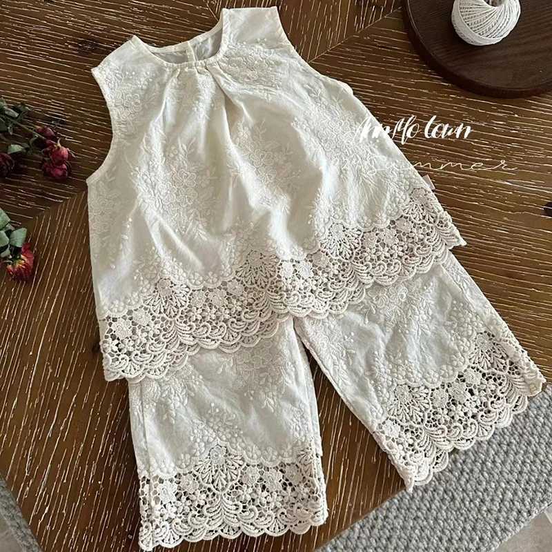 2024 new summer South Korean Slee 2-7Yrs baby girl clothing set sleeveless cotton embroidered vest+shorts baby girl clothing setXJ250410
