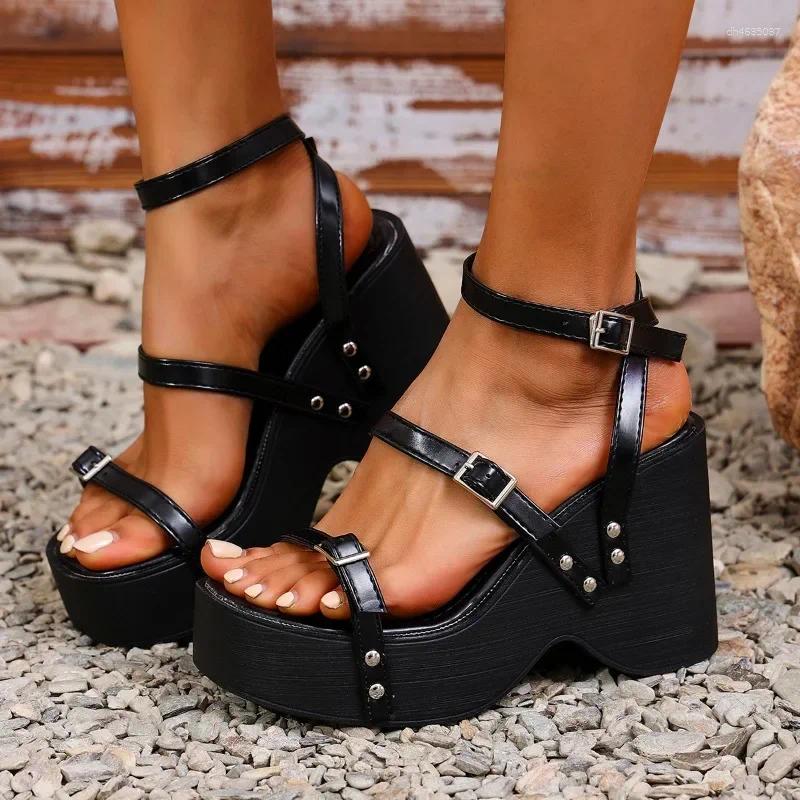 Sandals Women's Shoes 2025 Buckle Strap Fashion Peep Toecasual Women Summer Rivet Plus Size Platform zhanyishengli