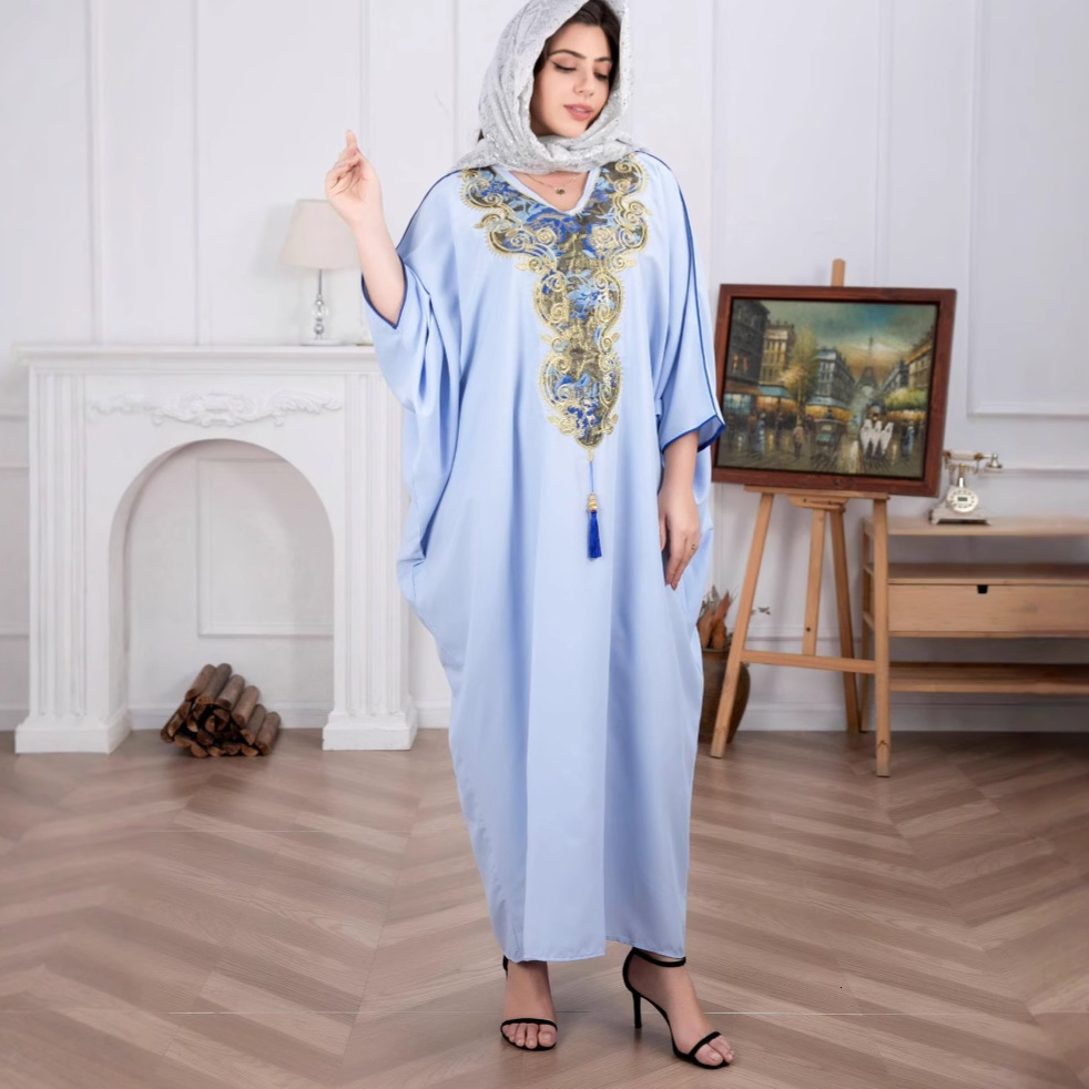 Indonesian women's V-neck tassel temperament Arabic robe embroidered dress