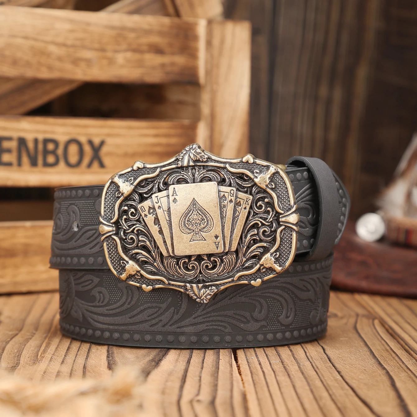 A Westernbuckle PU belt suitable for both men and women a unique retro brown with perforated nails included 251031