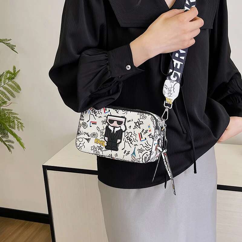 2025 New Fashionable Large Capacity Crossbody Bag Retro Design Minimalist Leather Crossbody Bag Solid Color Women's Handbag4