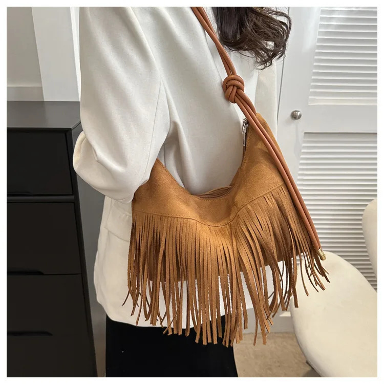 Womens Girls Shoulder Bags Boho Tassel Crossbody Bag Trendy Shoulder Commuter Purse Crossbody Bags for Women 251110