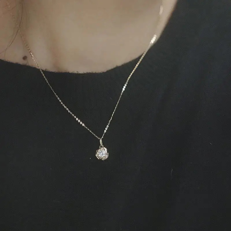 Jkeli 925 sterling silver plated 14k gold sparkling zircon flower necklace suitable for women girls Korean temperature exquisite jewelry gifts 250408