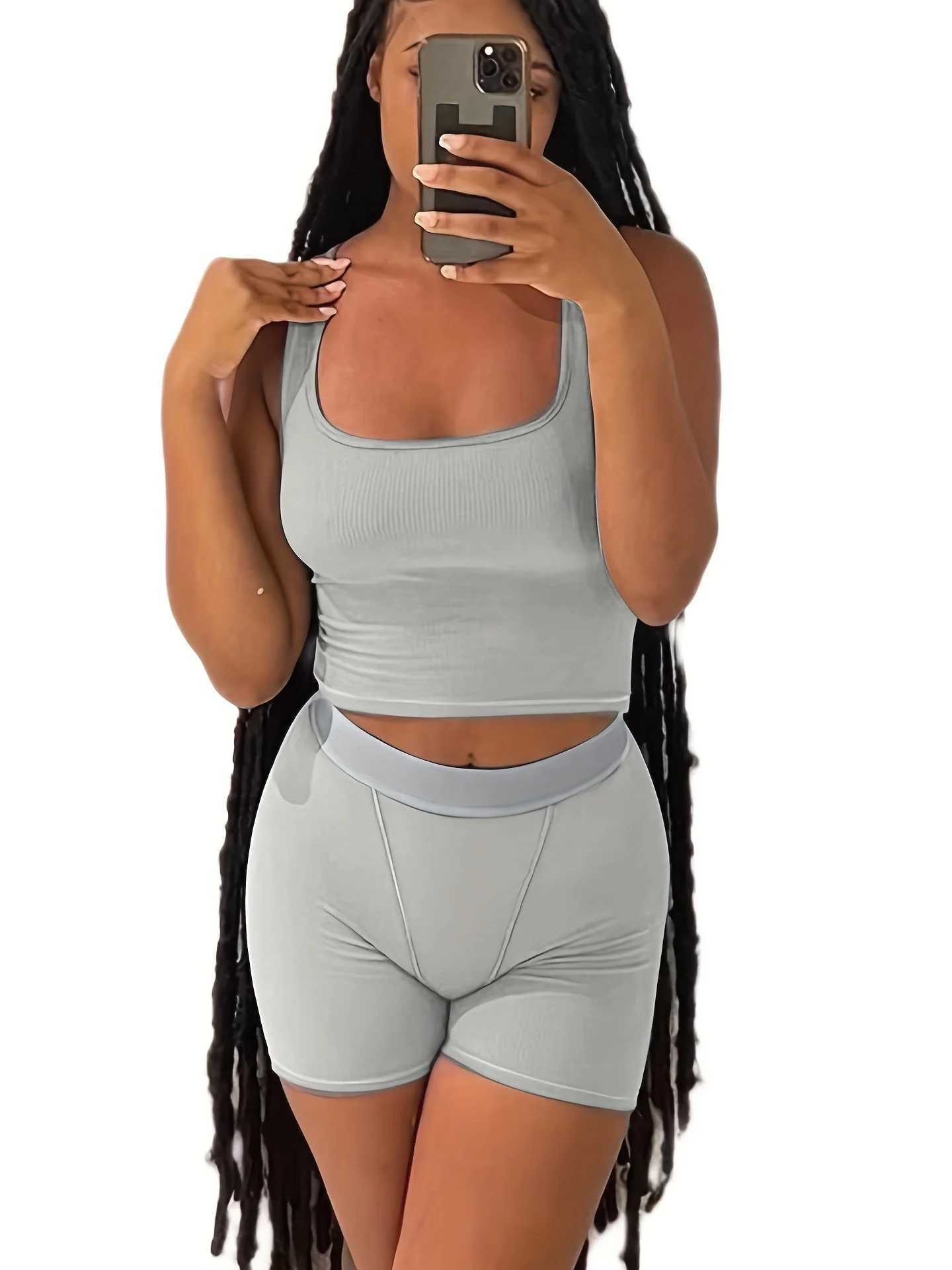 New short vest womens top tight shorts sports casual set summer womens set sexy club womens clothing 2-piece setW250411