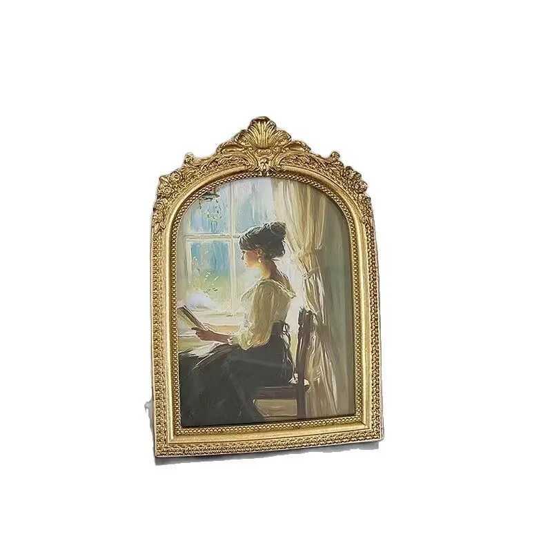 French living room bedroom ornament light luxury hanging picture sofa bedside decoration simple photo frame birthday gift L251110 H260306