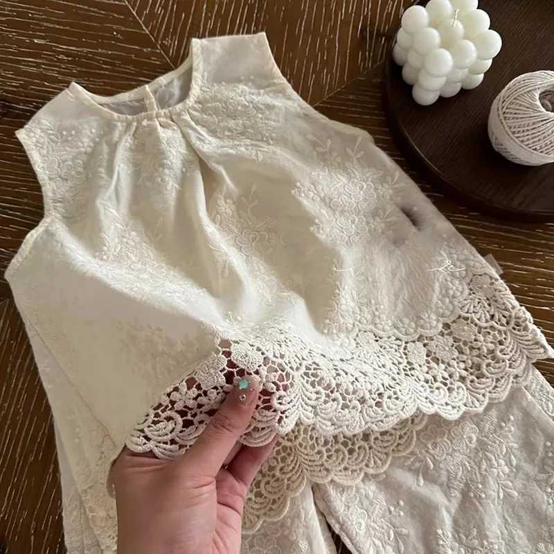 2024 new summer South Korean Slee 2-7Yrs baby girl clothing set sleeveless cotton embroidered vest+shorts baby girl clothing setXJ250410