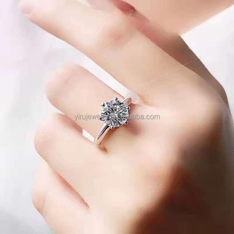 1.0ct Round DEF Moissanite Diamond Solitaire Ring