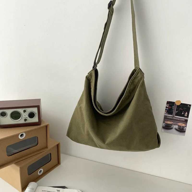 Womens Canvas Crossbody Shoulder Bag Large Bags for Female 2025 Cotton Cloth Fashion Korean Female Students School Bag HandbagsT251110