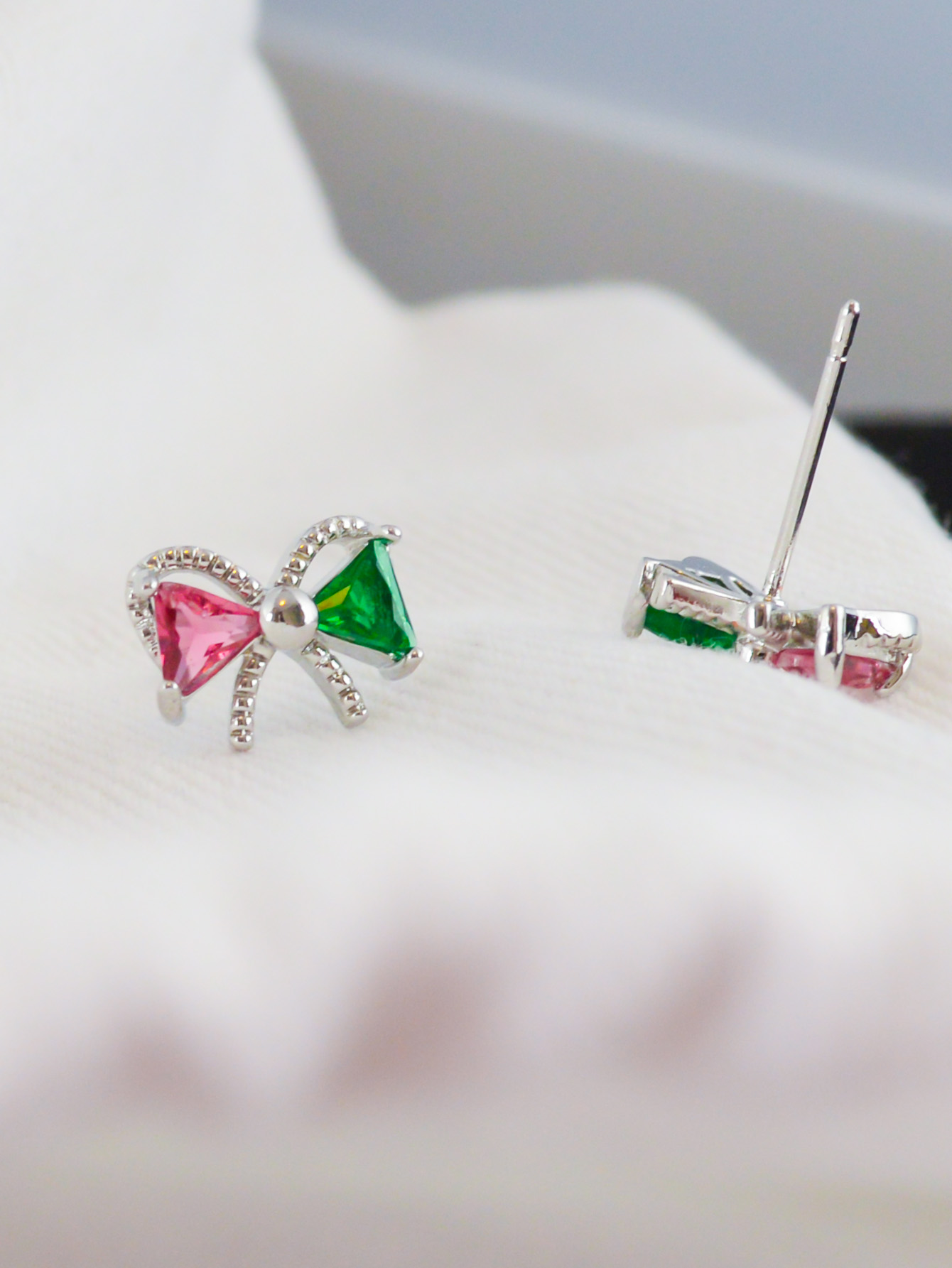 Chic Copper Stud Earrings for Women - Durable Material with Vibrant Finish
