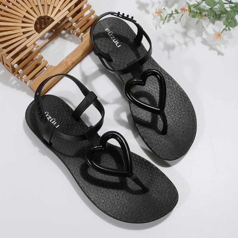 Summer lightweight and comfortable casual flat shoes for women hot selling 2024 Lat model heart-shaped womens sandalsXJ250410