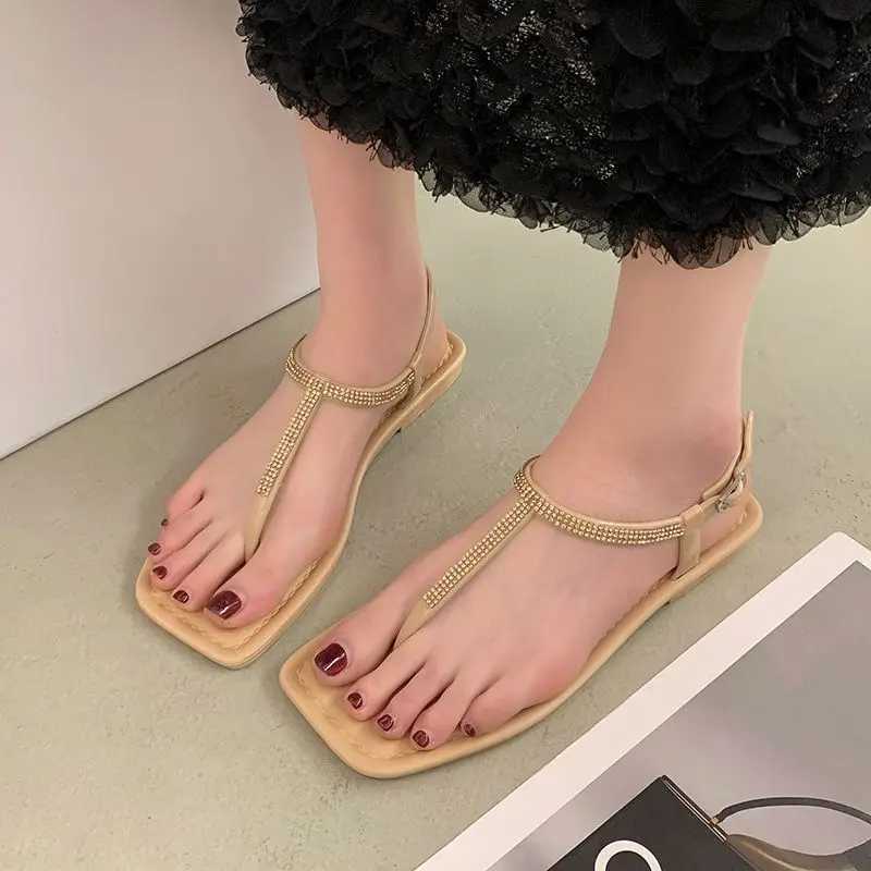 2022 New Summer Fi Womens Sandals Solid Square Anklet Strap Buckle Simple Flat Womens Pinch Toe Shoes Large Size 43XJ250410