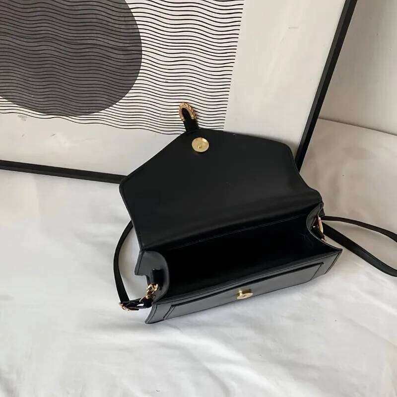 Fashionable Minimalist Crossbody Bag Top Handle And Flap For Women - Solid Color Square Purse With Simple Design