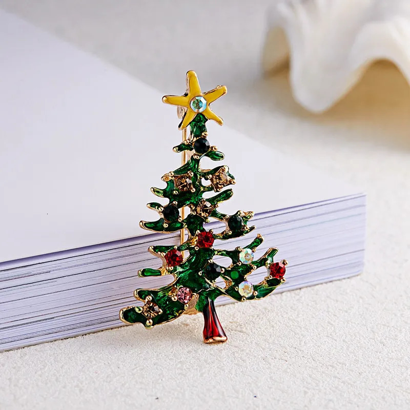 Year Christmas Brooch For Women Fashion Snowman Santa Claus Tree Deer Bell Hat Enamel Cute Jewelry Kids Gifts 251103