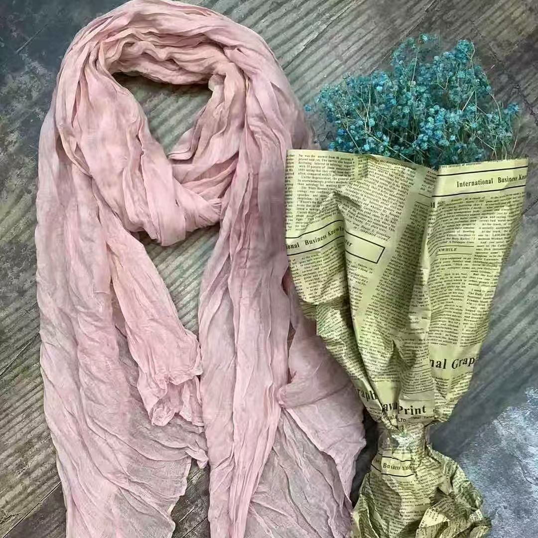 T452 fashionable and versatile retro tie-dyed pleated cotton and linen solid color scarf comfortable warm neck protection scarf shawl