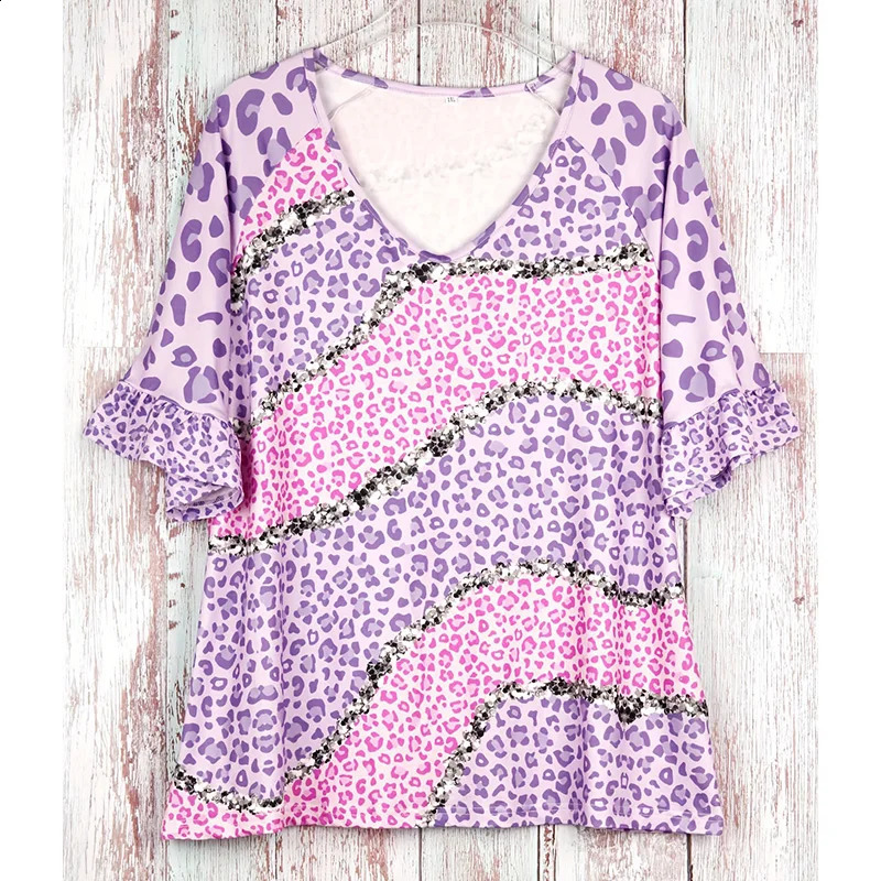 Plus size womens T-shirt casual fashion printed V-neck short sleeved T-shirt plus size womens clothing 250410