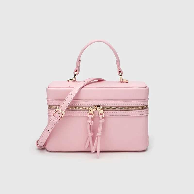 Spring Summer Fashionable Womens Box Handbag Crossbody Bag Vintage Style Medium Hardness Zipper Closure Versatile Small BagT251110