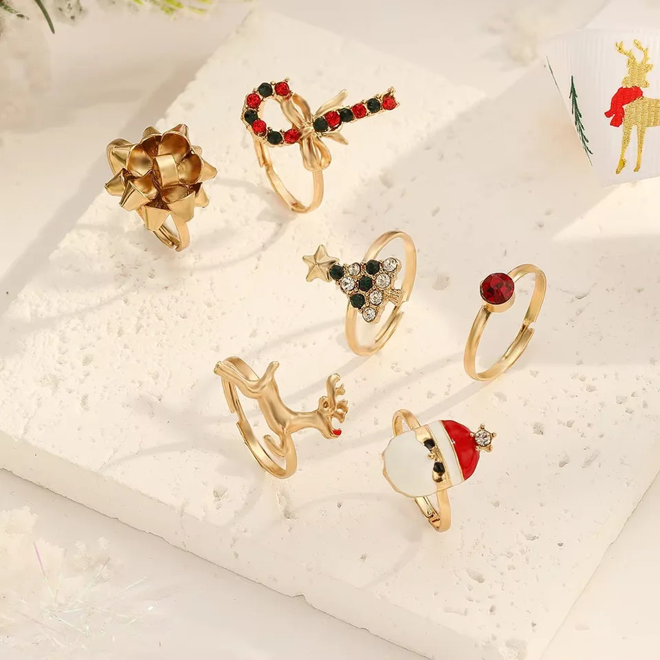 6 PCS Set Christmas Tree Santa Deer Ring For Women Crystal Stone Metal Candy Snowflake Girls Open Finger Gift Jewelry 251103