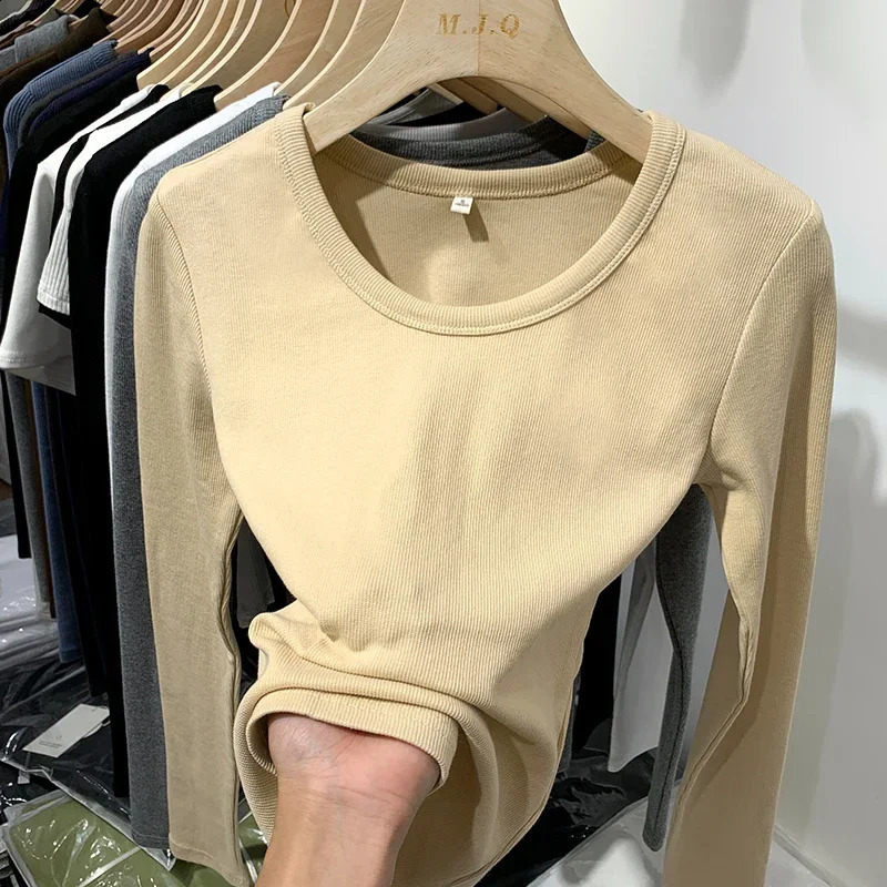Spring 2025 sexy texture pit stripe ultrathin knitted long sleeved womens Tshirt Oneck top casual 250411Z