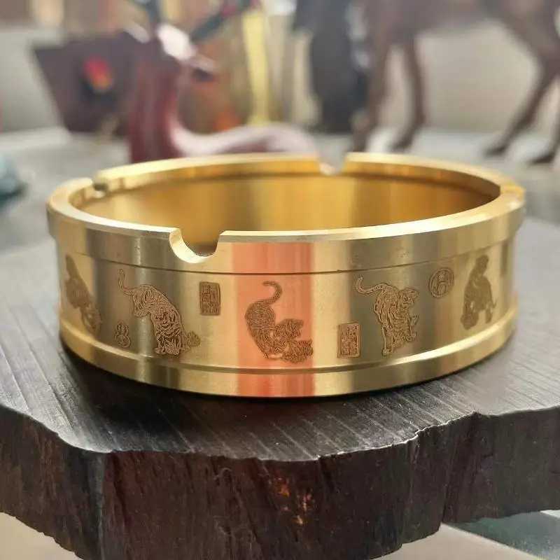 Brass Ashtray Home Office Desk Ornaments Five Cattle Send Blessing Ashtray Home Ornaments Gift Lighter AccessoryXJ250410