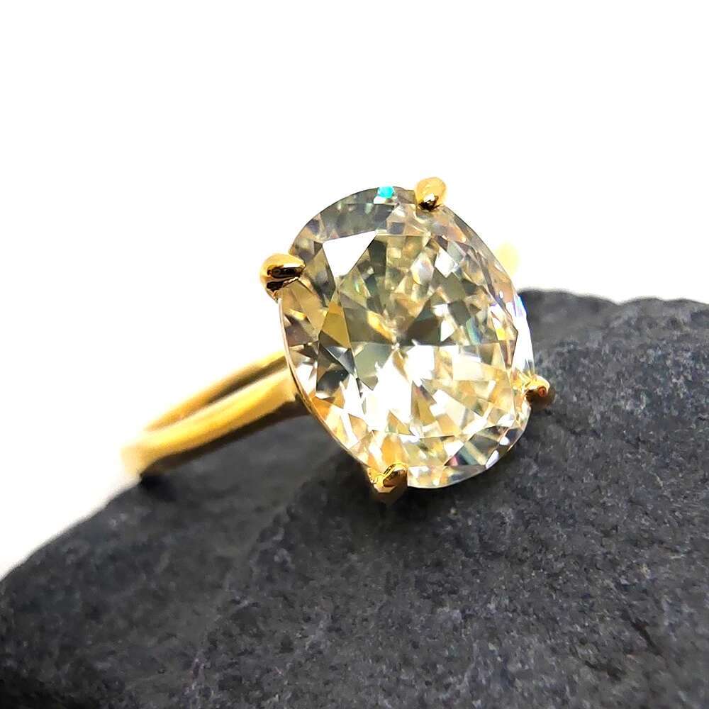 4ct 8x11MM Oval Moissanite Wedding Ring for Women Super Flash Engagement Anniversary Jewelry S925 Silver Plated 18k Gold