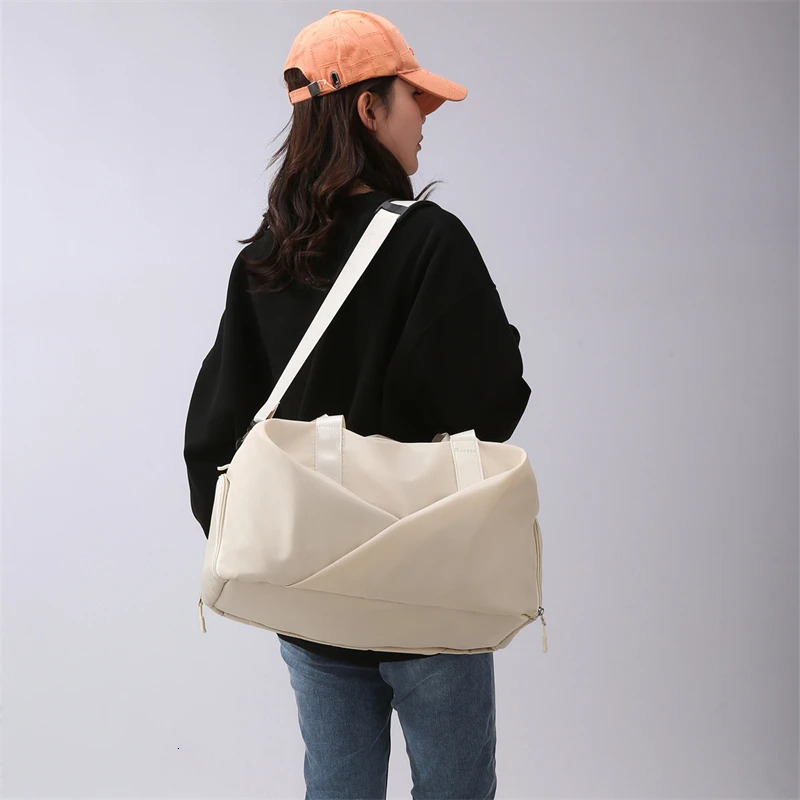Large capacity leisure travel bag short distance business travel handbag lightweight and simple luggage bag fitness bag 251110