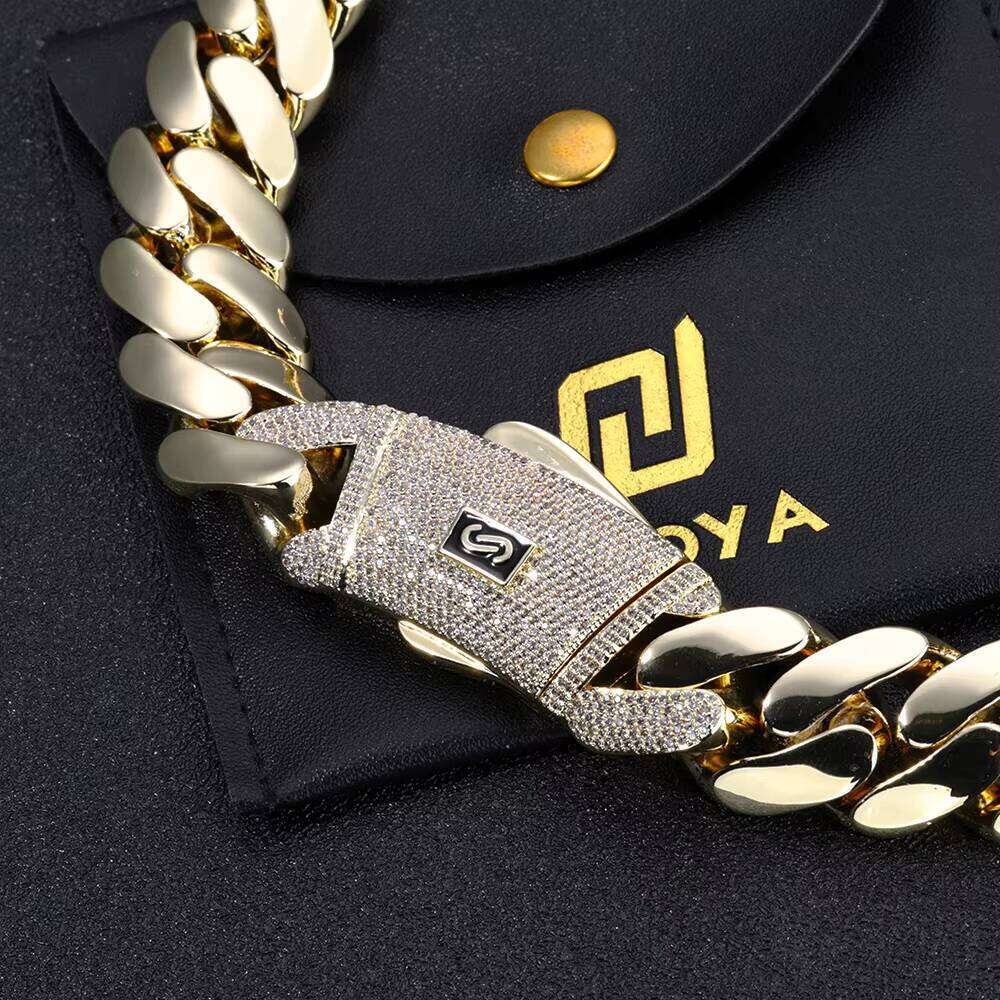NUOYA Iced Out Dia Clasp 14K Gold Plated Solid Thick Miami Cuban Link Bracelet Fashion Hip Hop Jewelry for Men and Women