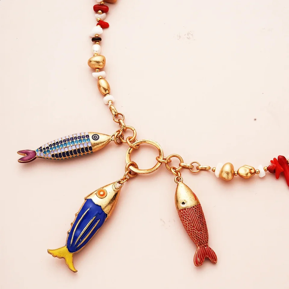 Ocean Fish Fashion Necklace Layer for Girls and Women Boho Pink Pendant Love Jewelry Geometric Mermaid Accessories 250409