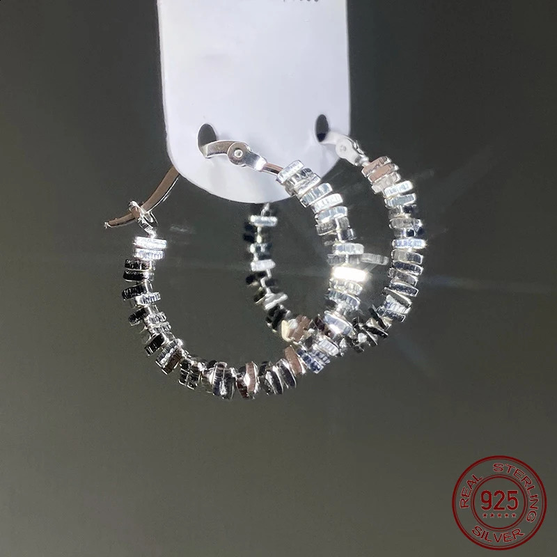 1.6cm 925 Silver Womens Earrings with Elegant Triangle Bead 925 Silver Jewelry Ring Earrings 250409