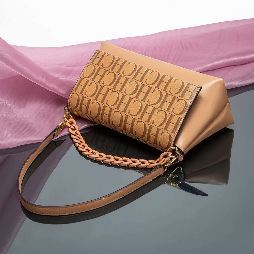 CH Simple Versatile Fashion Senior Ladies Shoulder Bag Design Sense Of Quality Brand Women's Bags Letter Printing