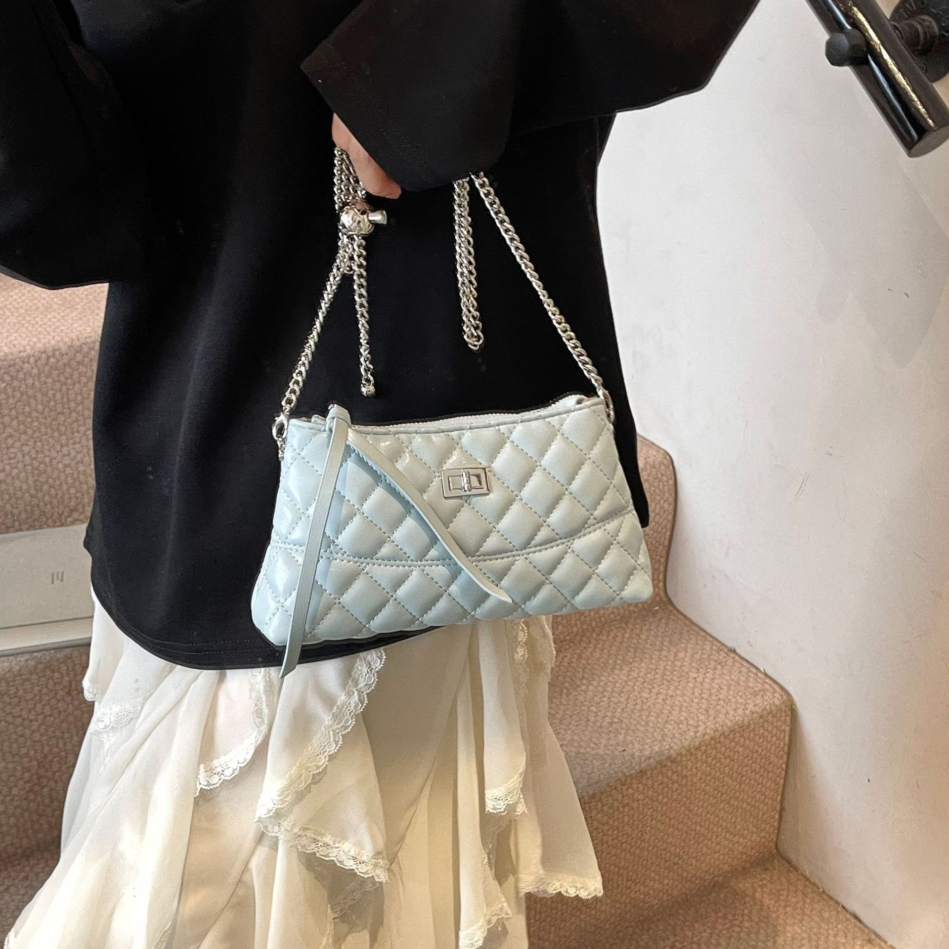 Luxury Brand Designer Bag Style Elegant Crossbody Bag For Women 2025 Spring Summer Quilted Embroidery High-End Versatile Shoulder Bag Fashion Handbag