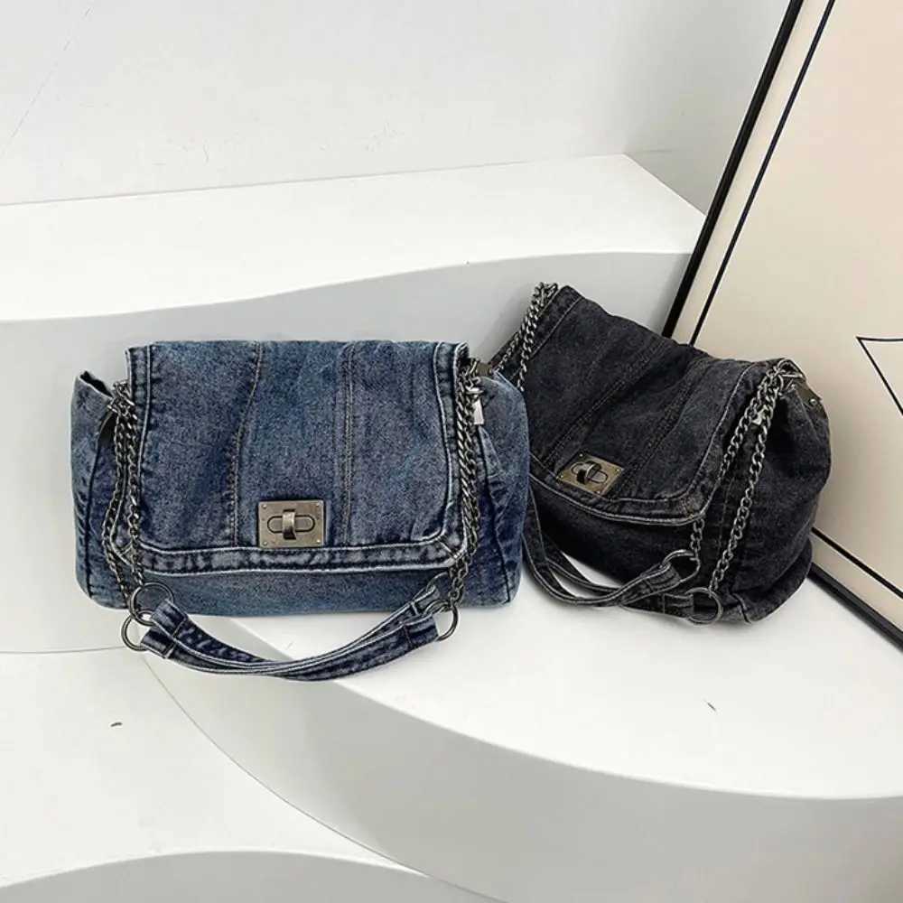 Shoulder Bag Denim Canvas Bag Metal Chain Street Style Vintage Handbag Shopping Bag Large Capacity Solid Crossbody Bag OutdoorT251110