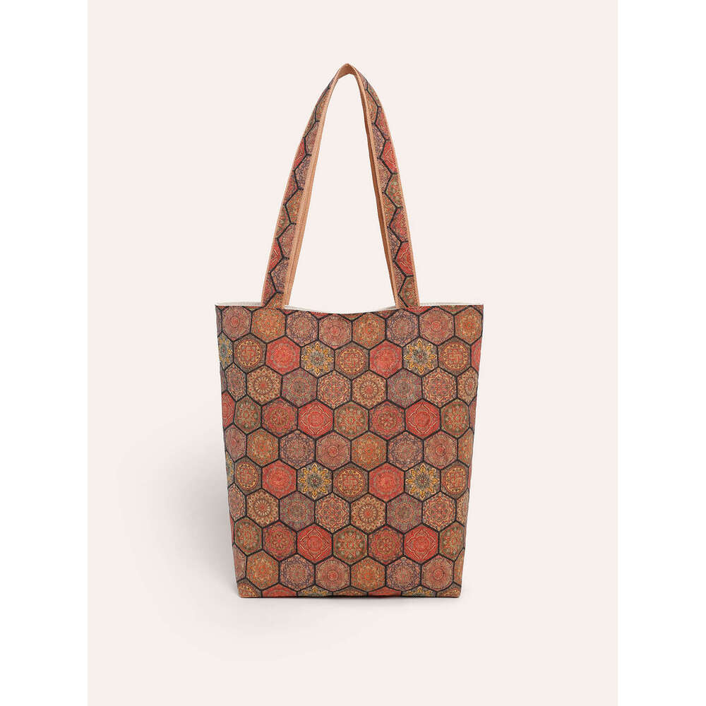 DHcollections Fashionable Cork Tote Bag Stylish, Eco-Friendly Large Shoulder Bag for Work, Commuting, and Shopping