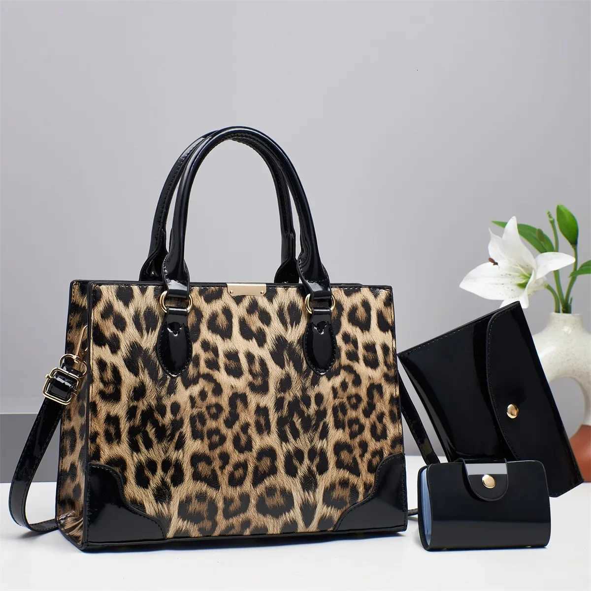 Elegant Leopard Print Crossbody Bag Large Capacity Commuter Bag Three Piece Set High End Feel Womens Handbag New ModelT251110