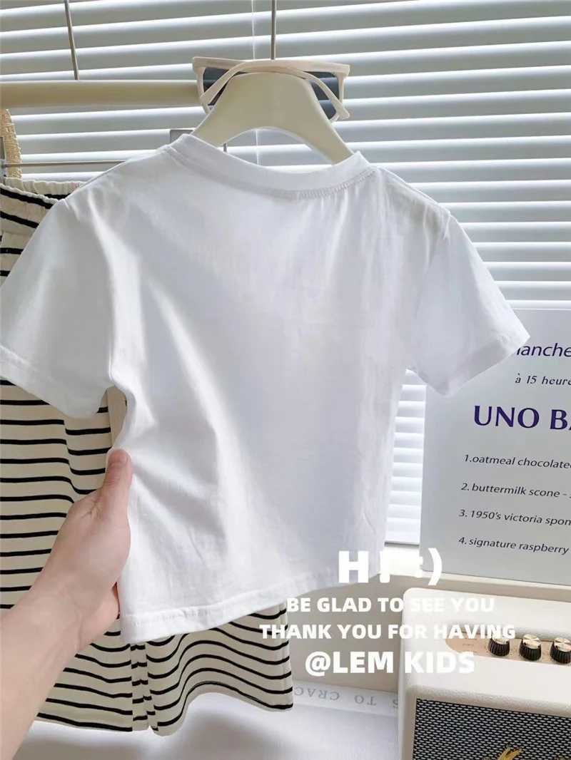 Summer girl T-shirt set childrens short sleeved top+striped pants 2PCS set fashionable casual clothing childrens clothing 1-8 YXJ250410