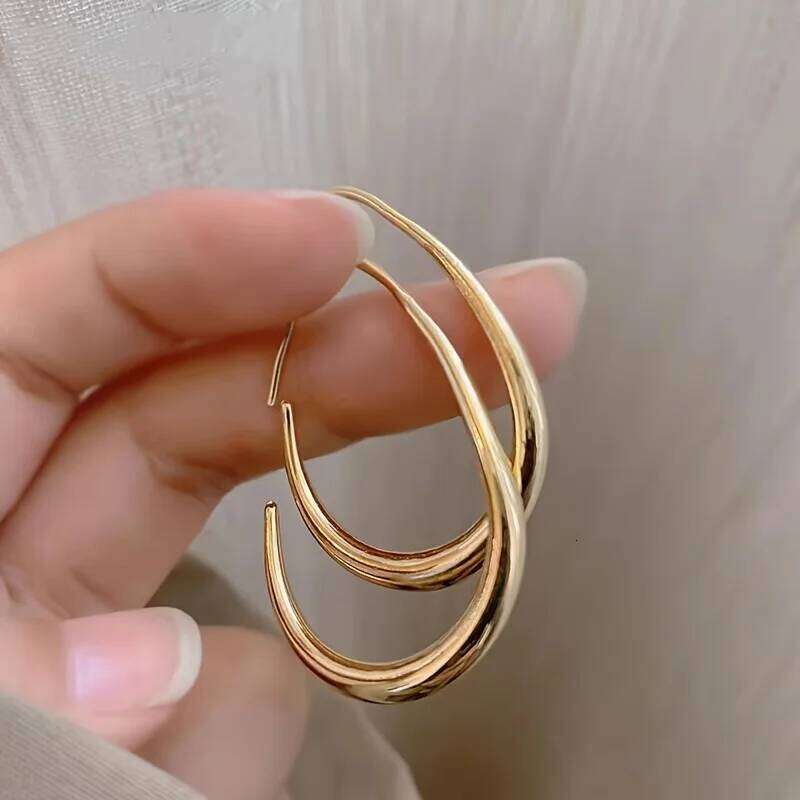 Glossy Minimalist Water Drop Design Hoop Earrings Copper 18K Gold Plated Jewelry Vintage Elegant Style For Women Daily Wear