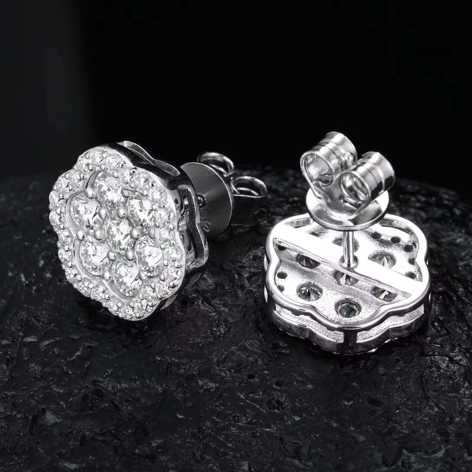 New Design Flower Moissanite Earrings Jewelry Unisex 925 Sterling Silver Classic Stud Diamond Earrings Fashion Jewelry for Gift