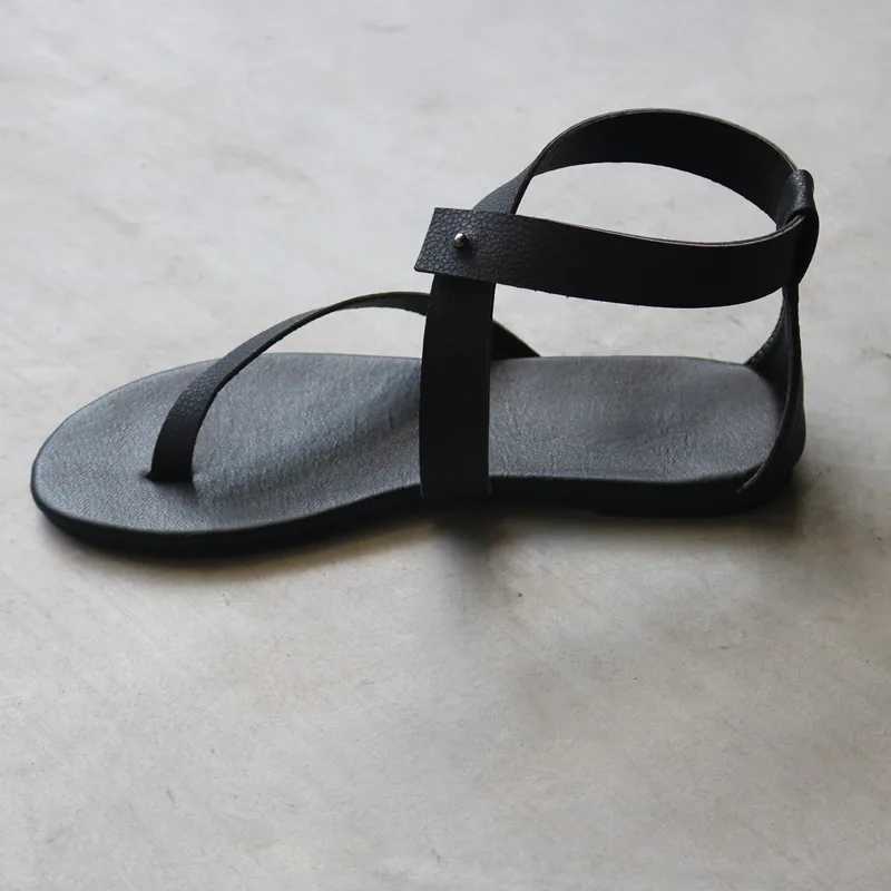 2025 Womens Apartment Sandals New Summer Shoes Fi Flip Womens Shoes Roman Black Sandals Classic Buckle Zapatos De MujerXJ250410