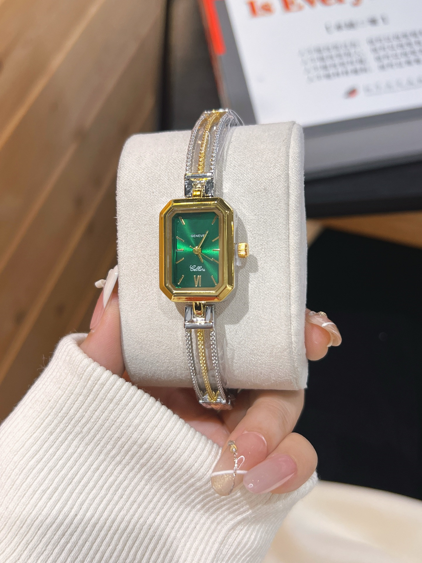 Luxury Womens Square geneve Watch Designer Watches Premium Quartz Movement Stainless Steel Bracelet women Wristwatches