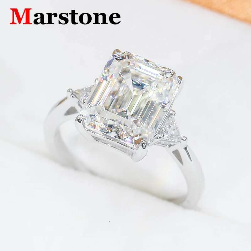 Full Moissanite Diamond D Color VVS Emerald Cut Womens Ring S925 Sliver Plated White Gold Wedding Fine Jewelry Rings for Women