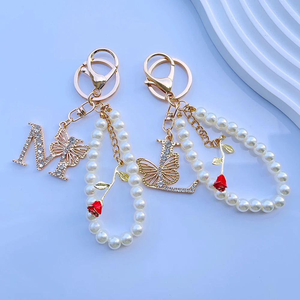 Exquisite Initial A-Z 26 Butterfly Capital Letters Red Rose Keyring Crystal Resin Pearl Beaded Keychain Bag Pendant Women Gift 251110