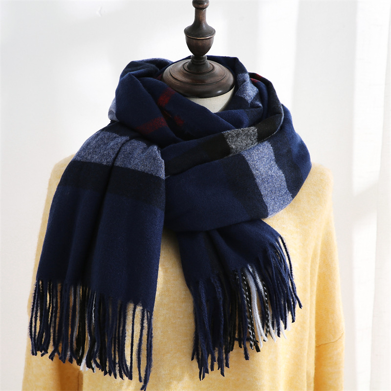 new Free delivery scarf Solid color scarf with simple decoration comfortable casual commuting warm scarf