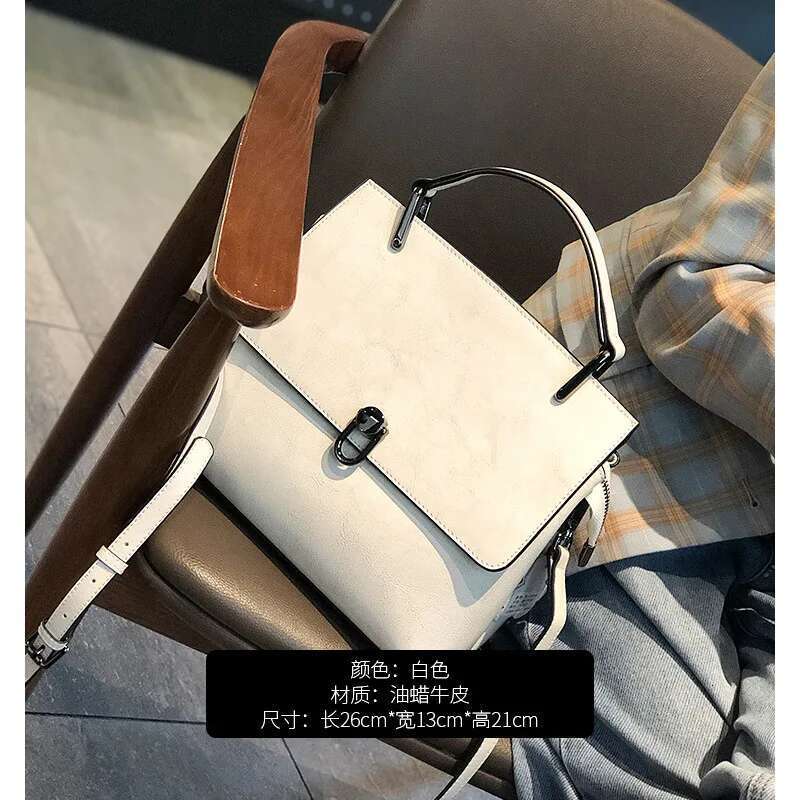 Women's Cowhide Leather Bags 2022 New Fashion One-Shoulder Handbags Ladies Classic Satchels Large Capacity Messenger Versatile