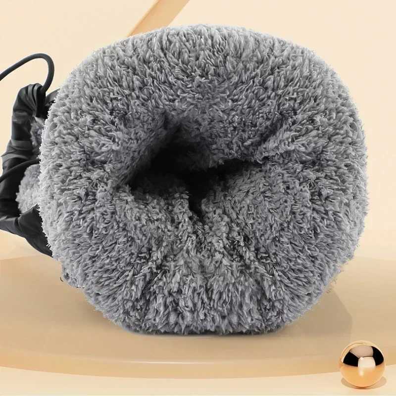 1Pair Motorcycle Handlebar Muffs Waterproof Handlebar Mitts Snowmobile Gloves Winter Thermal E-Bike Cycling Motorbike Gloves S25118