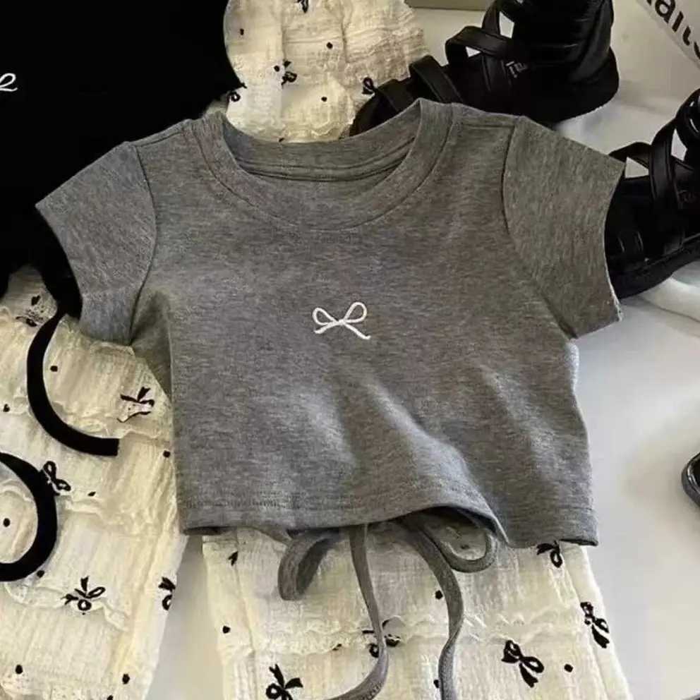 Childrens girl bow T-shirt+loose pants 2-piece summer childrens clothing set short sleeved backless T-shirt bow tie pants girl setXJ250410
