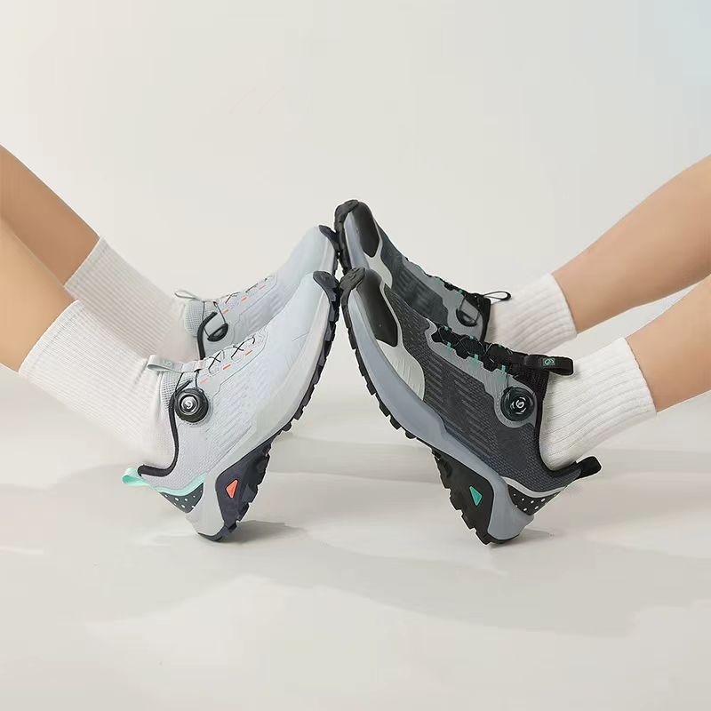 Quick anti-slip outdoor trail running shoes men and women; Rotating button no lace lightweight hiking boots for mountaineering